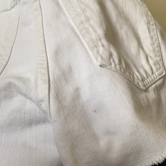 Carmar white distressed button fly shorts. size 26 - Picture 8 of 8